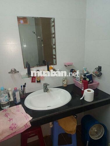 Phòng máy lạnh, nội thất, ban công cửa sổ, bao điện nướ