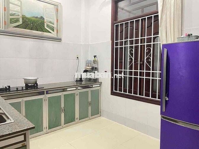 Cho Thuê Nhà 3 Tầng Hẻm Trần Quang Khải Lộc Thọ Nha Trang Gần Biển