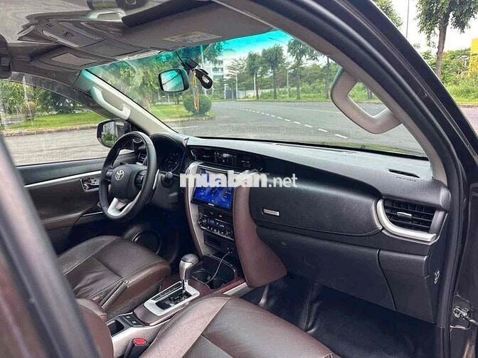 Toyota Fortuner 2017 2.7 V Tự động Nâu