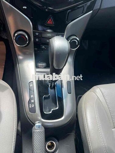 Chevrolet Cruze 2016 Tự động Trắng 98000 km