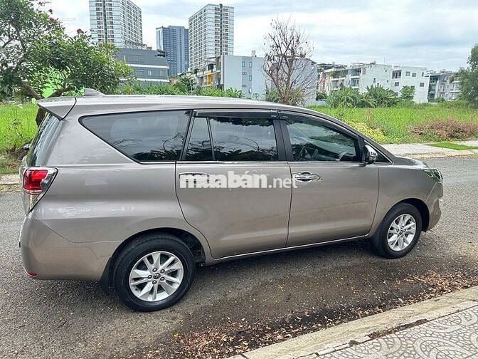 Innova 2.0E MT 2019 Đi 59.000km Lên 60Tr Đồ Chơi