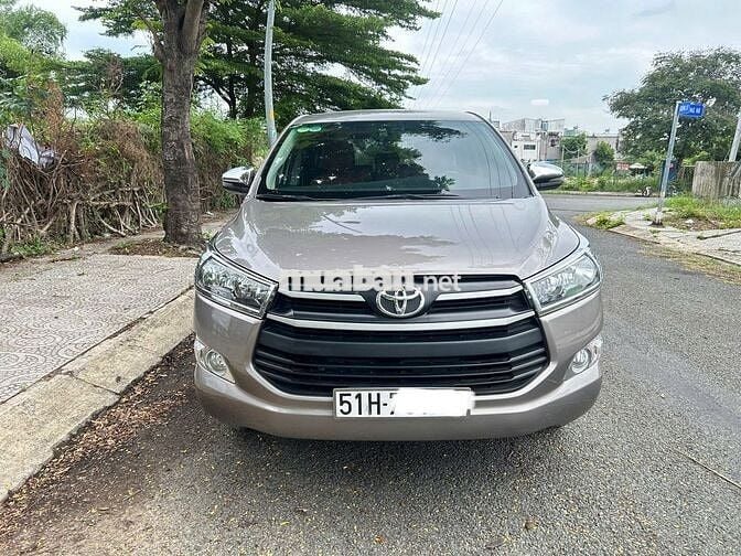 Innova 2.0E MT 2019 Đi 59.000km Lên 60Tr Đồ Chơi