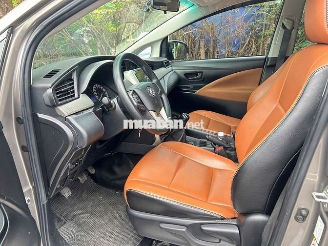 Innova 2.0E MT 2019 Đi 59.000km Lên 60Tr Đồ Chơi