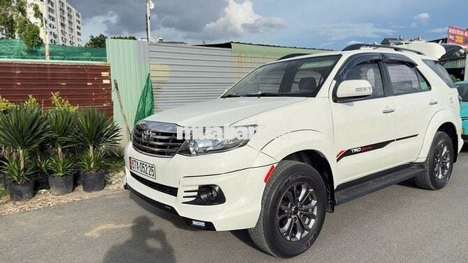 Toyota Fortuner Sportivo TRD 2016