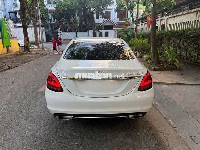 Mercedes-Benz C200 2019 Trắng Facelift