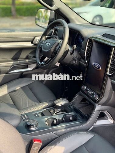 Ford Everest Titanium 4x4 2024 Đen 69.000 km