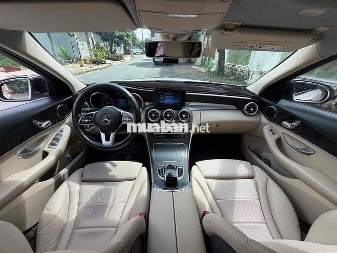 Mercedes-Benz C200 2018 Trắng 57.000 km