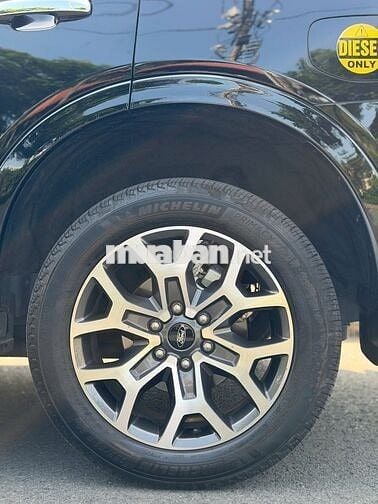 Ford Everest Titanium 4x4 2024 Đen 69.000 km