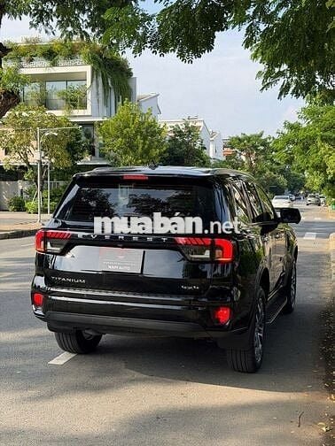 Ford Everest Titanium 4x4 2024 Đen 69.000 km