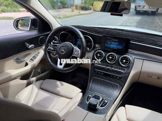 Mercedes-Benz C200 2018 Trắng 57.000 km
