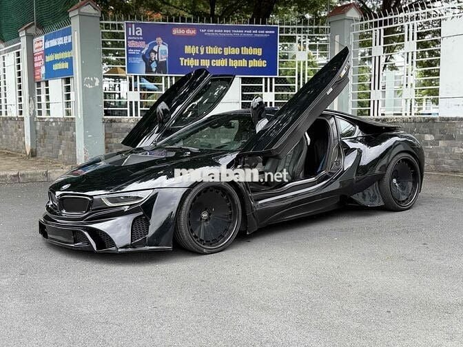 BMW i8 eDrive 2015  Đen Xăng + Điện 60.090 km