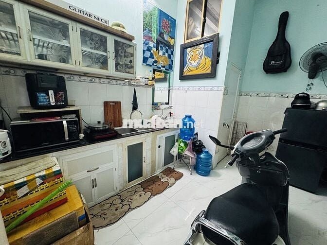 nhà nhỏ đầy đủ công năng phường 15 Tân Bình