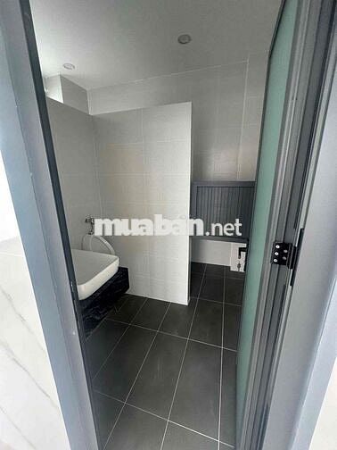 Cho thuê giá rẻ 2 tầng toà nhà tại 275 trương thị hoa , mặt tiền 16m
