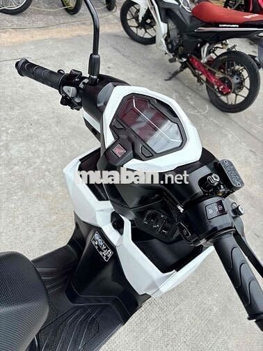 Honda Vario 125 2025 Trắng Smartkey 9.000 km