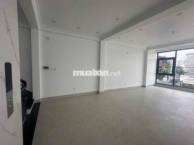 Cho thuê giá rẻ 2 tầng toà nhà tại 275 trương thị hoa , mặt tiền 16m