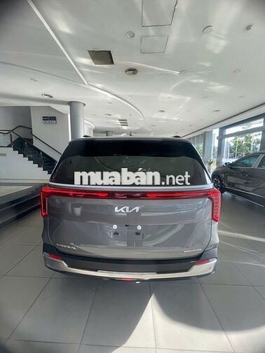 KIA Carnival 2.2D Signature 7 chỗ MPV