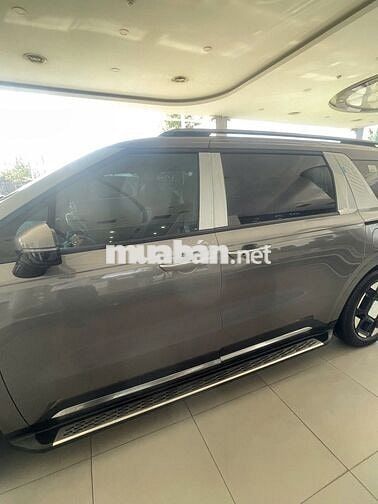 KIA Carnival 2.2D Signature 7 chỗ MPV