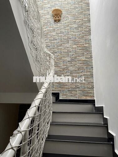 CHO THUÊ NHÀ NGUYÊN CĂN HẺM XE HƠI 502 HUỲNH TẤN PHÁT –  GIÁ 20 TRIỆU
