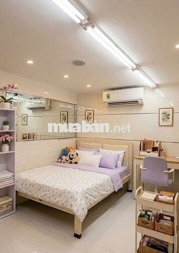Nhà mặt tiền Huỳnh Văn Bánh, QUẬN PHÚ NHUẬN, 43 m2, giá 10.9 tỷ