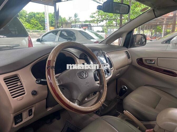 Toyota Innova G Đen Xe gia đình