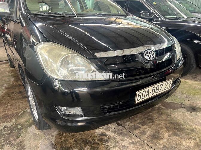 Toyota Innova G Đen Xe gia đình