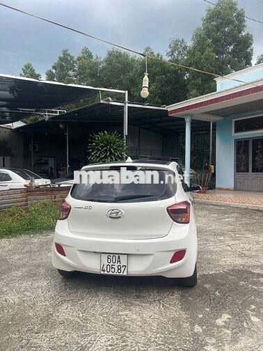 Hyundai Grand i10 2016 Trắng Số sàn 5 chỗ