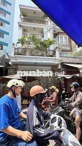 Cho thuê tầng trệt mặt tiền để kinh doanh