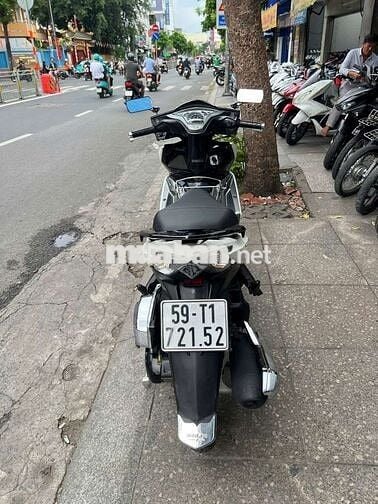 Honda Air Blade FI 2014 Trắng đen