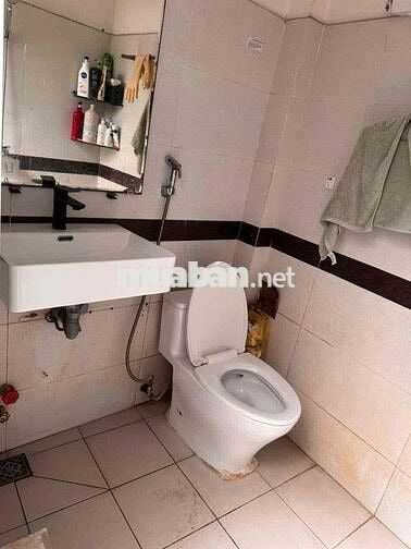 💥NHÀ [ 4 x 20] 1 lầu 1 sân thượng (2PN,3wc) , 4 máy lạnh.Đ.SỐ 1💥
