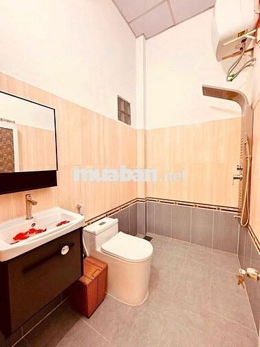 CHO THUÊ NHÀ 3PN - KIỆT GẦN PHAN ĐĂNG LƯU, HẢI CHÂU