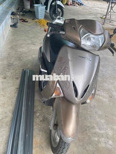 Honda Lead Nâu