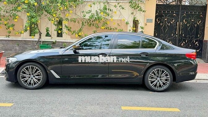 BMW 520i G30 2018 Sedan Đen