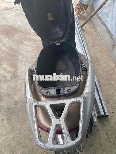Honda Lead Nâu