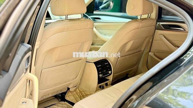 BMW 520i G30 2018 Sedan Đen