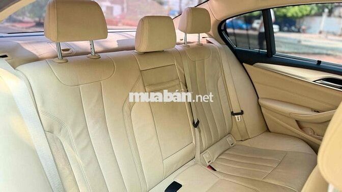 BMW 520i G30 2018 Sedan Đen