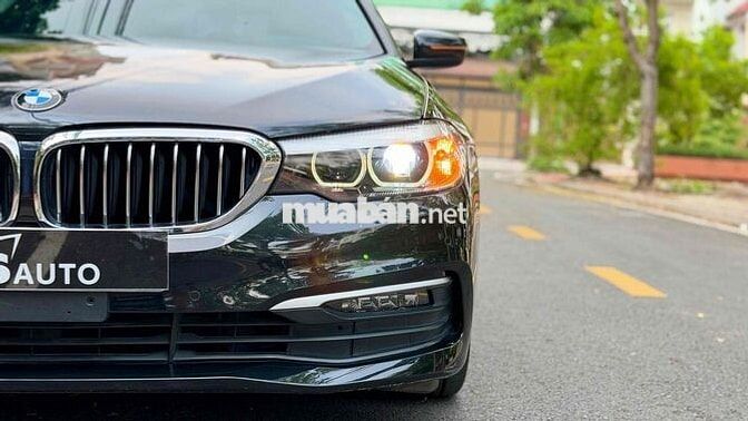 BMW 520i G30 2018 Sedan Đen