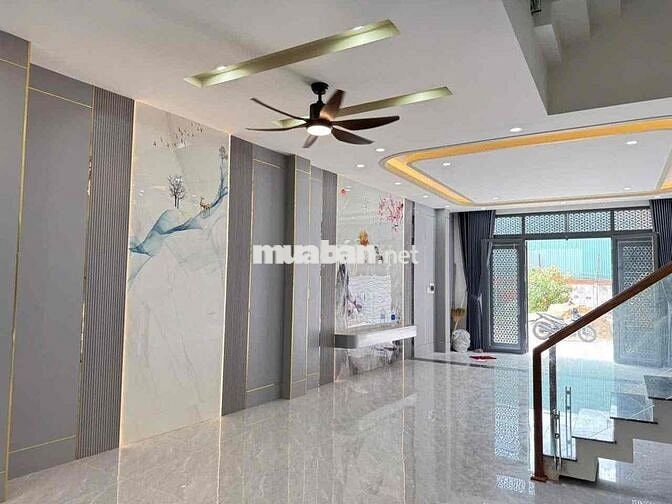 Bán Nhà Đã Có Sổ Hoàn Công Đầy Đủ Chợ Đầu Mối Hóc Môn