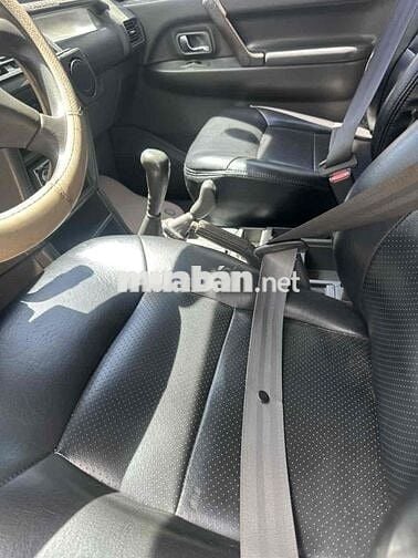 Mitsubishi Pajero 2004 Xám Số sàn