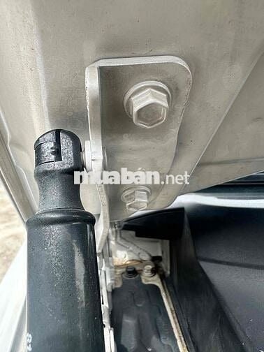 Hyundai SantaFe 7 chỗ Dầu Tự động Trắng