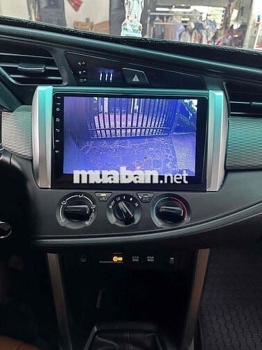 Toyota Innova 2.0E 2018 Bạc 7 chỗ