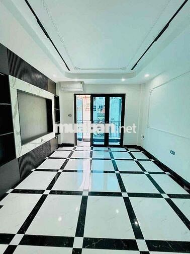 LÁNG HẠ - DT 30m2,  6 TẦNG, MT 3.8m, ĐƯỜNG TRUNG TÂM,  THANG MÁY, SĐCC