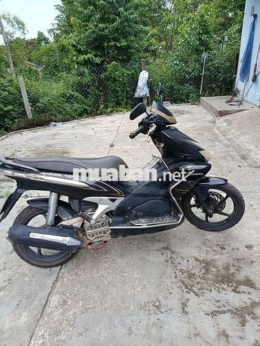 Honda Air Blade Đen Mạnh mẽ Mới