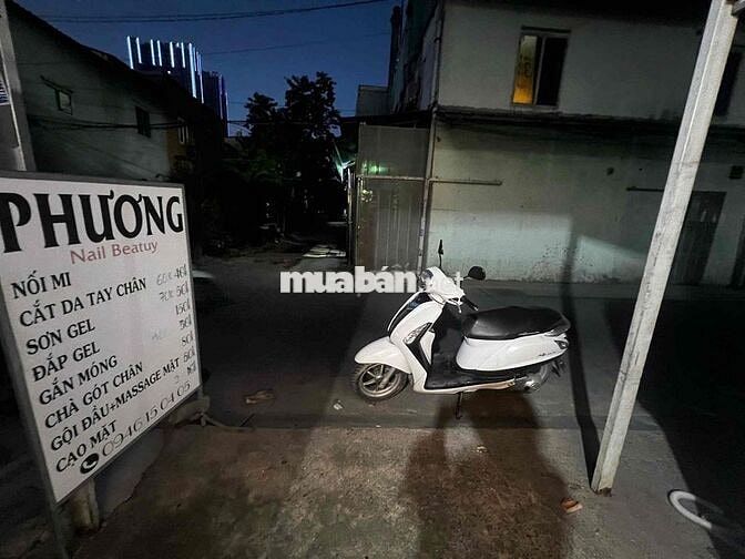 sang mặt bằng kinh doanh tiệm nail , gội đầu