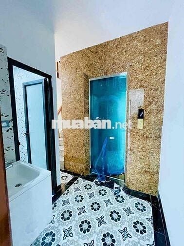 LÁNG HẠ - DT 30m2,  6 TẦNG, MT 3.8m, ĐƯỜNG TRUNG TÂM,  THANG MÁY, SĐCC