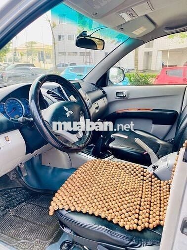Chính chủ bán Mitsubishi Triton GLS 2009 Bạc 2 cầu