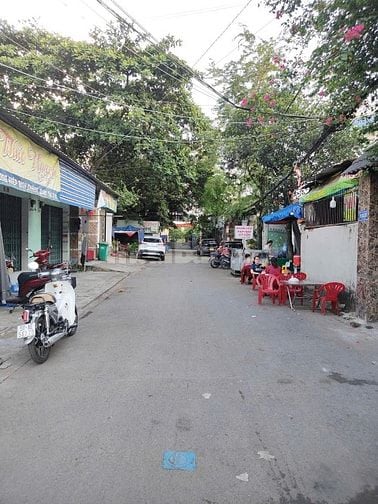 Bán nhà mặt tiền đường 20 Hiệp Bình Chánh, Thủ Đức, phía sau Gigamall