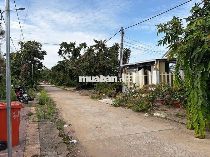 bán đất thổ cư trong khu tái định cư xã long đức huyện long phú