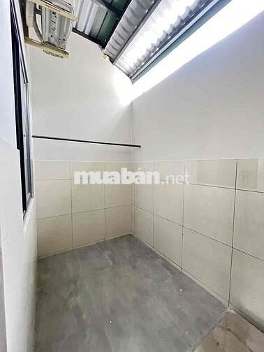 PHÒNG MỚI GIÁ MỀM NGAY UEH VĂN HIẾN