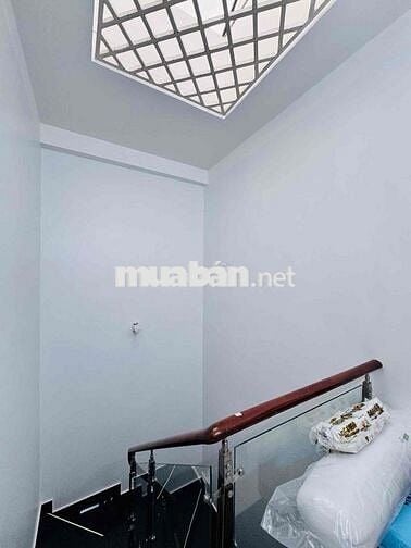 70m2, XE HƠI NGỦ TRONG NHÀ,SỔ CỰC ĐẸP,KHU DÂN TRÍ