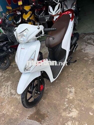 Honda Vision 2015 Trắng/ Cccd Chủ 65